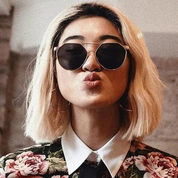 Sloane | Men | Sunglasses | Isak in Gold/Black | Preloved - Picture 1 of 7